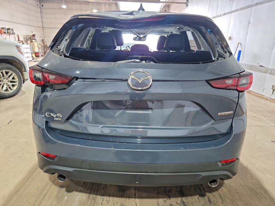 2024 Mazda VIN JM3KFBCL4R0432748 COPART salvage auction — ROLLOVER, Mi - Certificate Of Title, sold $7,200 on 2026-07-17 (photo 6)