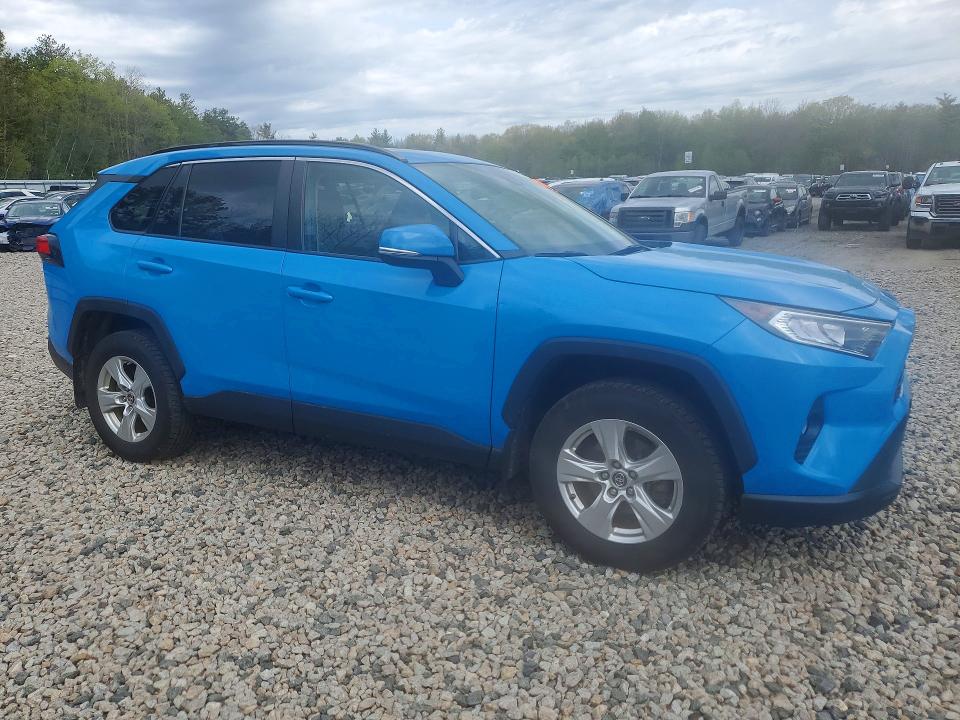 2019 Toyota Rav 4 VIN JTMP1RFV6KD004732 COPART salvage auction — VANDALISM, Me - Cert Of Title-Salvage Collisio, sold $5,200 on 2026-07-23 (photo 4)