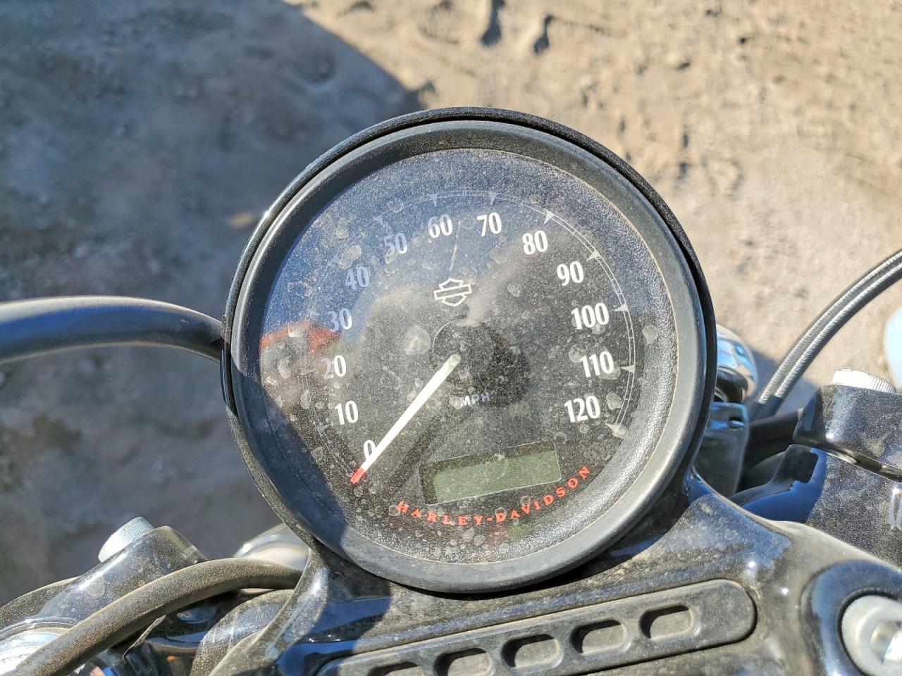 2020 Harley-Davidson XL1200 VIN 1HD1LC326LB433890 COPART salvage auction — Side, AZ - CERT OF TITLE - SALVAGE, sold $2,850 on 2026-07-09 (photo 7)