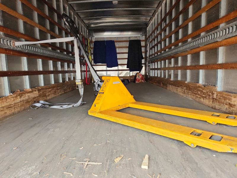 2017 Mitsuifuso Fe VIN JL6CRK1A5HK004851 COPART salvage auction — REAR END, OH - CERTIFICATE OF TITLE, sold $2,150 on 2026-07-21 (photo 6)