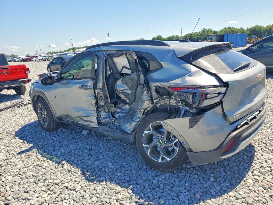 2025 Chevrolet Trax VIN KL77LHEP2SC301636 COPART salvage auction — SIDE, FL - CERTIFICATE OF DESTRUCTION, sold $400 on 2026-07-28 (photo 2)