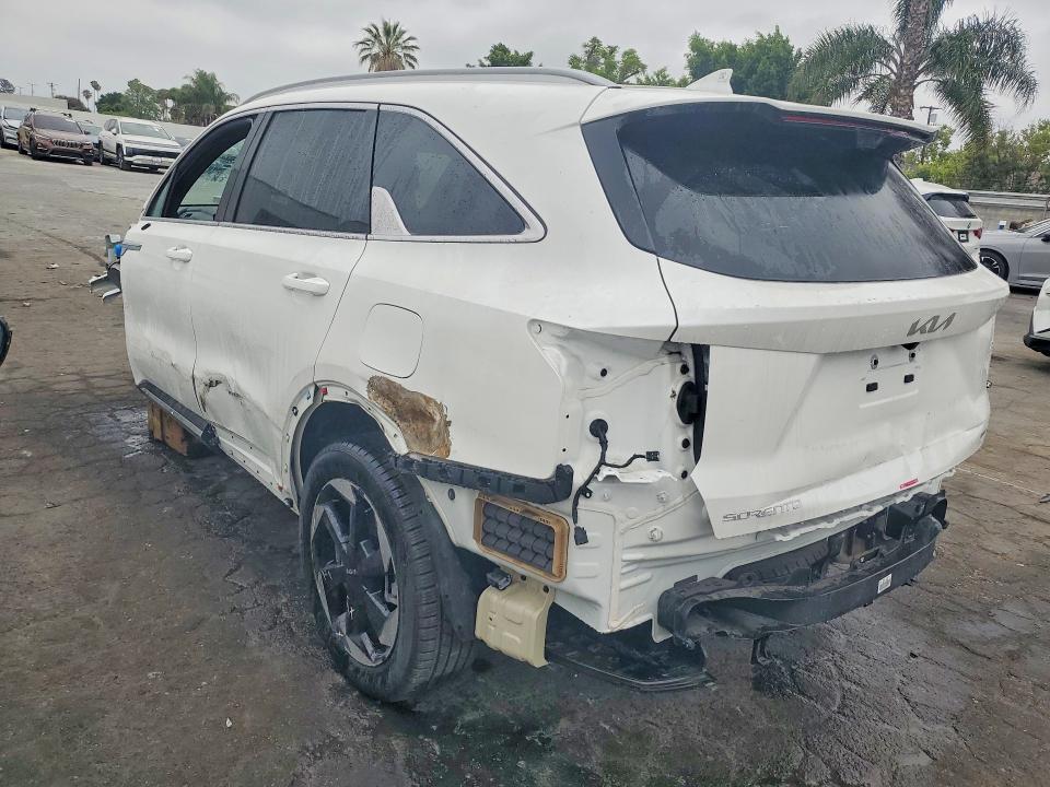2025 Kia Sorento VIN KNDRMDJH0S5379904 COPART salvage auction — FRONT END, CA - CERTIFICATE OF TITLE, sold $8,200 on 2026-07-07 (photo 2)