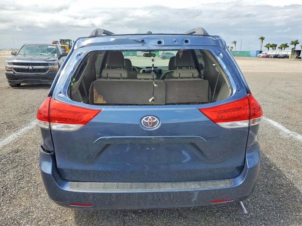2014 Toyota Sienna VIN 5TDYK3DC2ES508123 COPART salvage auction — FRONT END, Fl - Cert Of Title Slvg Rebuildable, sold $2,700 on 2026-07-27 (photo 6)