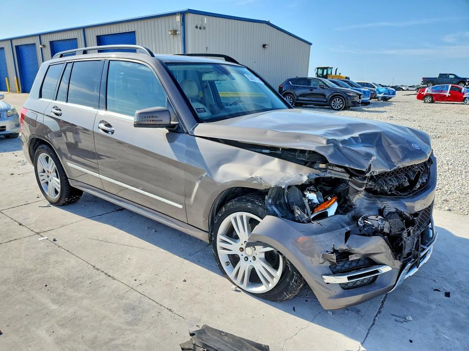 2014 Mercedes-benz Glk-klasse VIN WDCGG5HB3EG274489 COPART salvage auction — FRONT END, Tx - Salvage Vehicle Title, sold $2,750 on 2026-07-31 (photo 4)