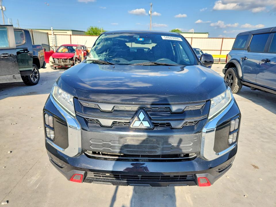 2021 Mitsubishi Outlander VIN JA4APUAU6MU014762 COPART salvage auction — SIDE, TX - SALVAGE VEHICLE TITLE, sold $3,650 on 2026-07-31 (photo 5)