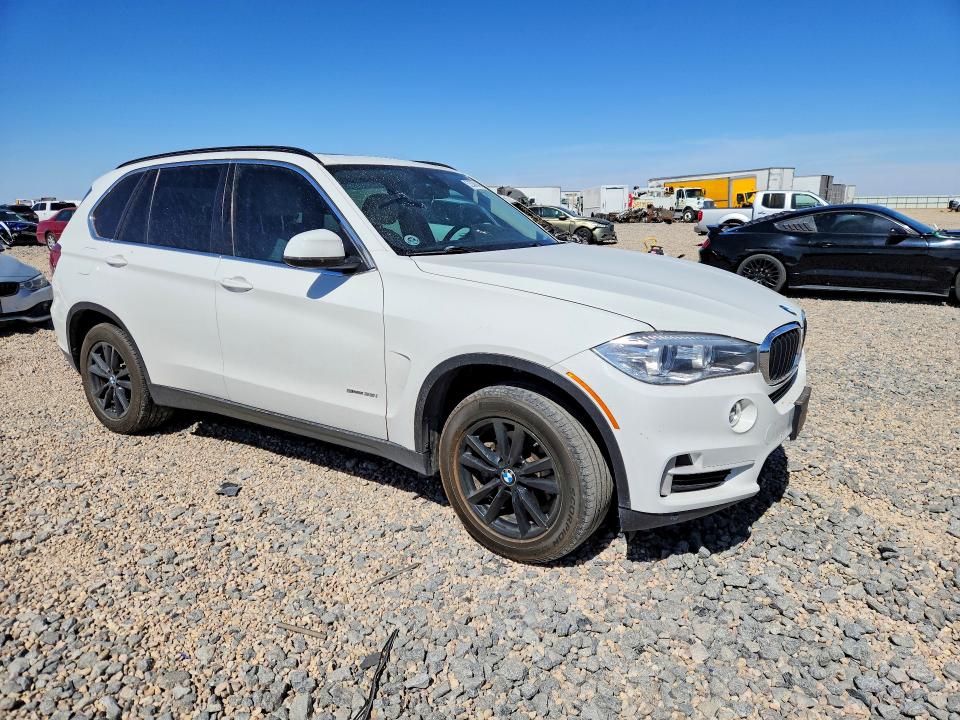 2014 BMW X5 VIN 5UXKR2C52E0H31314 COPART salvage auction — MINOR DENT/SCRATCHES, Tx - Certificate Of Title, sold $3,250 on 2026-07-07 (photo 4)