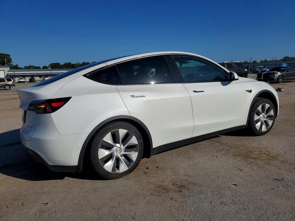 2021 Tesla Model y VIN 5YJYGDEE9MF285668 COPART salvage auction — REAR END, Sc - Cert Of Title-Salvage, sold $10,500 on 2026-07-27 (photo 3)