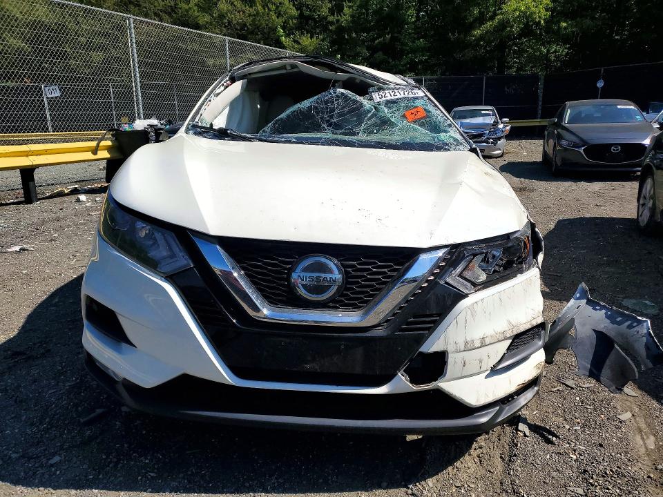 2020 Nissan Rogue VIN JN1BJ1CW3LW641143 COPART salvage auction — ROLLOVER, Md - Cert Of Salvage > 75% Damage, sold $225 on 2026-07-28 (photo 5)