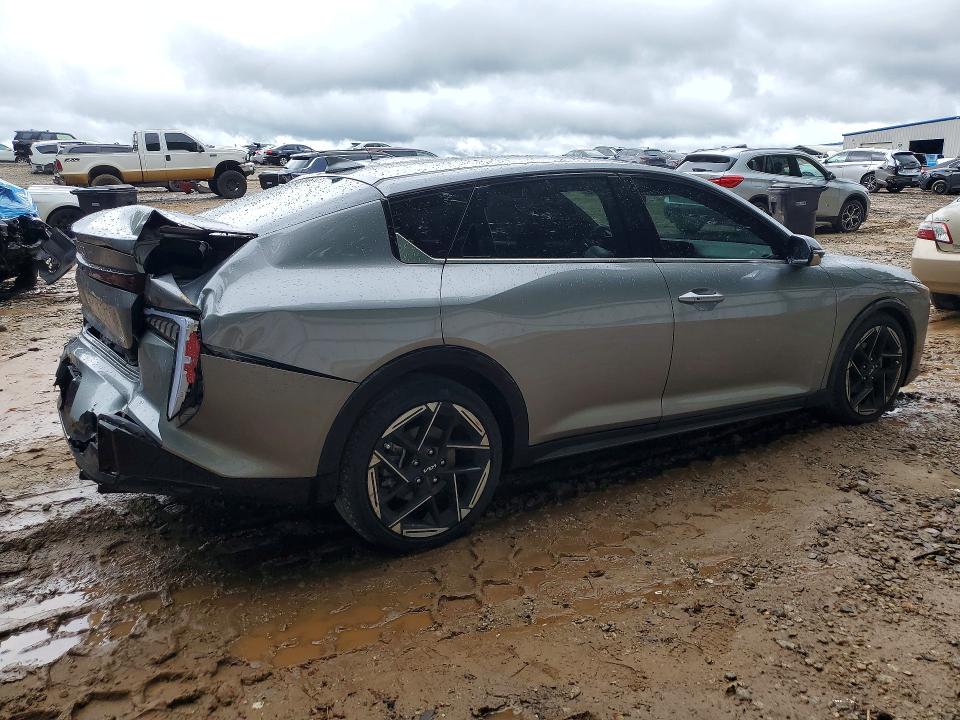 2025 Kia VIN 3KPFW4DE3SE038175 COPART salvage auction — REAR END, GA - CERT OF TITLE-SALVAGE, sold $7,300 on 2026-07-31 (photo 3)