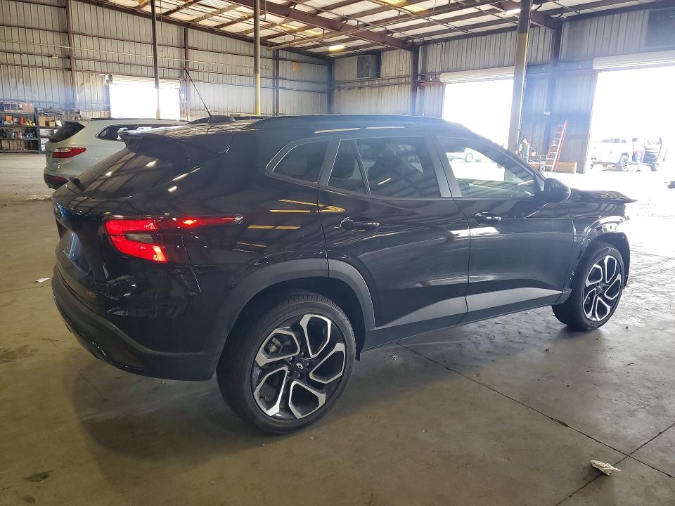 2025 Chevrolet Trax VIN KL77LJEP6SC198227 COPART salvage auction — FRONT END, FL, sold $5,500 on 2026-07-27 (photo 3)