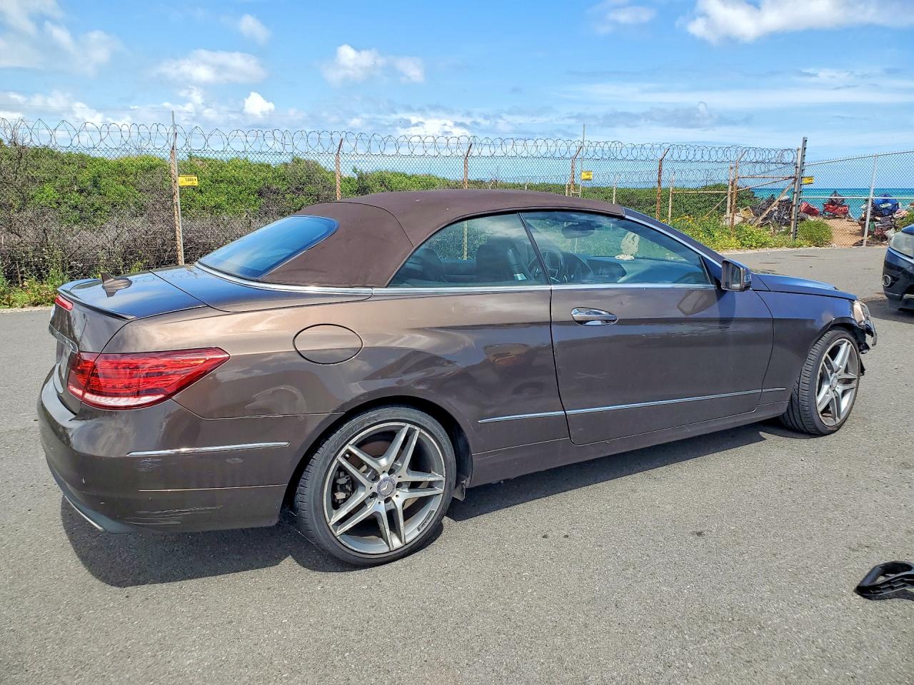 2014 Mercedes-Benz E-Class VIN WDDKK5KF0EF262483 COPART salvage auction — Front End, TX - SALVAGE VEHICLE TITLE, sold $700 on 2026-06-29 (photo 3)