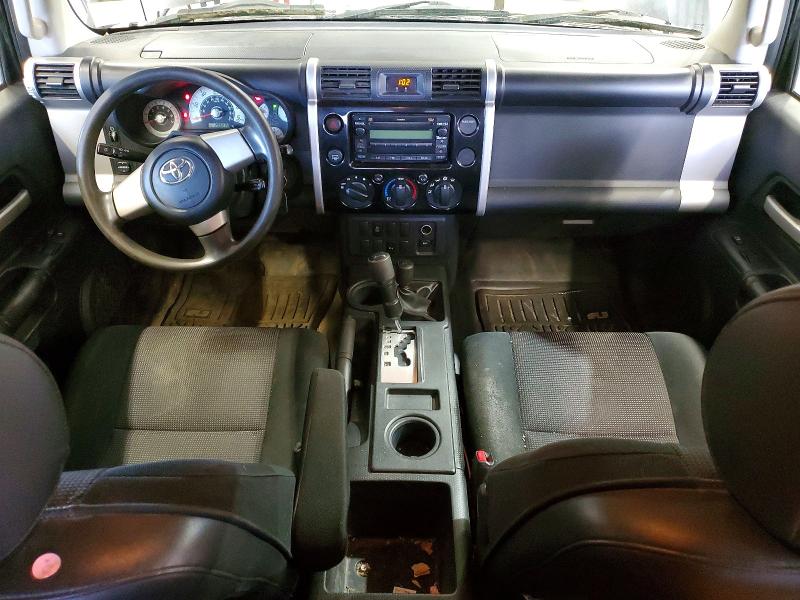 2007 Toyota Fj cruiser VIN JTEBU11F870043450 COPART salvage auction — MINOR DENT/SCRATCHES, Vt - Certificate Of Title, sold $6,000 on 2026-07-10 (photo 8)