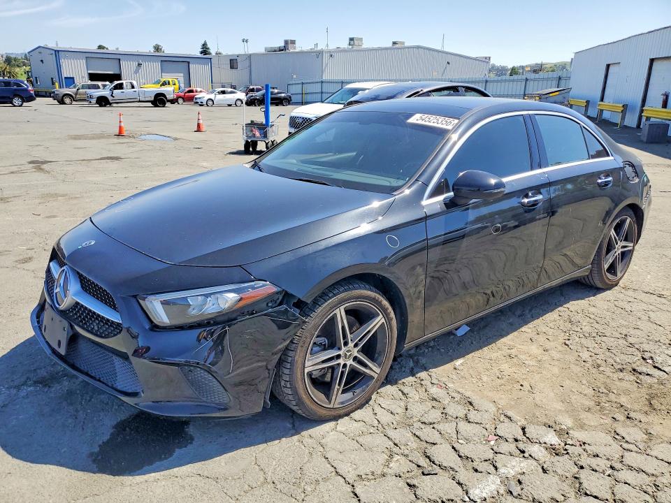 2021 Mercedes-benz A-klasse VIN W1K3G4EB7MJ257026 COPART salvage auction — FRONT END, Ca - Salvage Certificate, sold $6,700 on 2026-07-06 (photo 1)