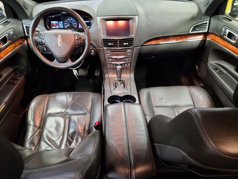 2014 Lincoln Mkt VIN 2LMHJ5NK7EBL55938 COPART salvage auction — MINOR DENT/SCRATCHES, Mt - Certificate Of Title, sold $2,100 on 2026-07-27 (photo 8)