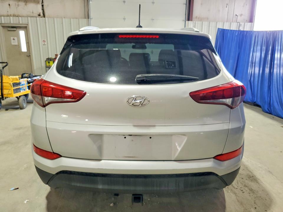 2017 Hyundai VIN KM8J33A47HU376323 COPART salvage auction — FRONT END, Pa - Cert Of Title (P), sold $4,250 on 2026-07-30 (photo 6)