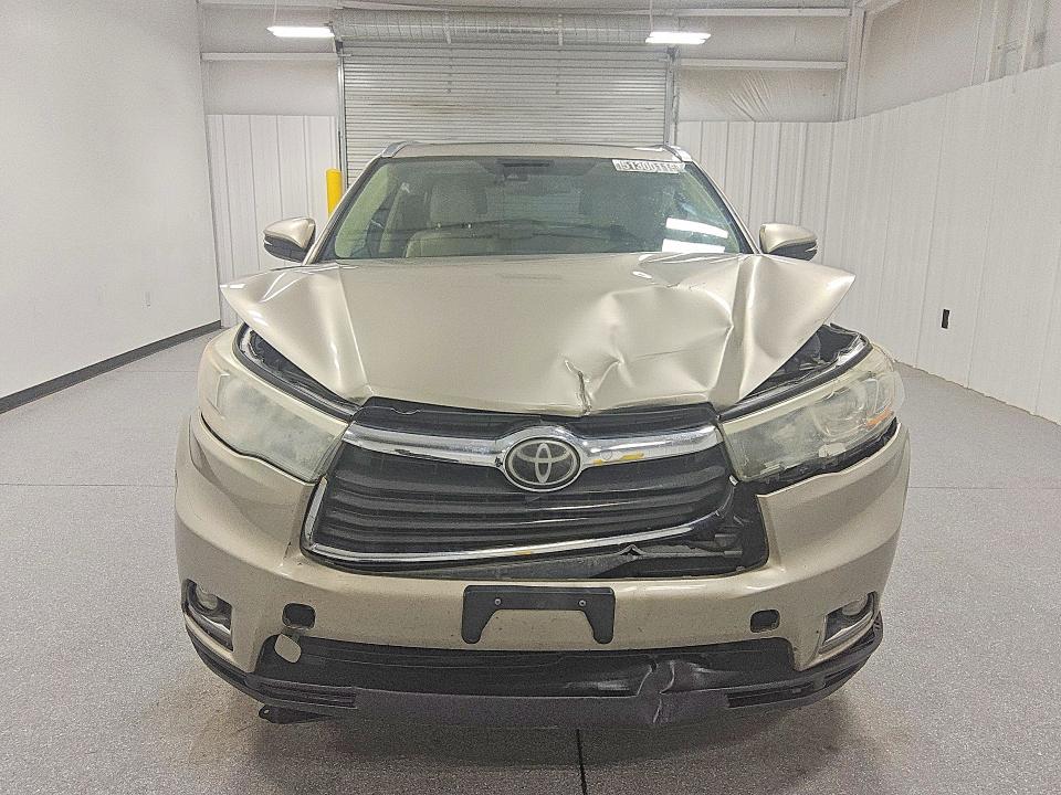 2014 Toyota Highlander VIN 5TDDKRFH2ES066096 COPART salvage auction — FRONT END, Az - Cert Of Title - Salvage, sold $5,800 on 2026-07-21 (photo 5)