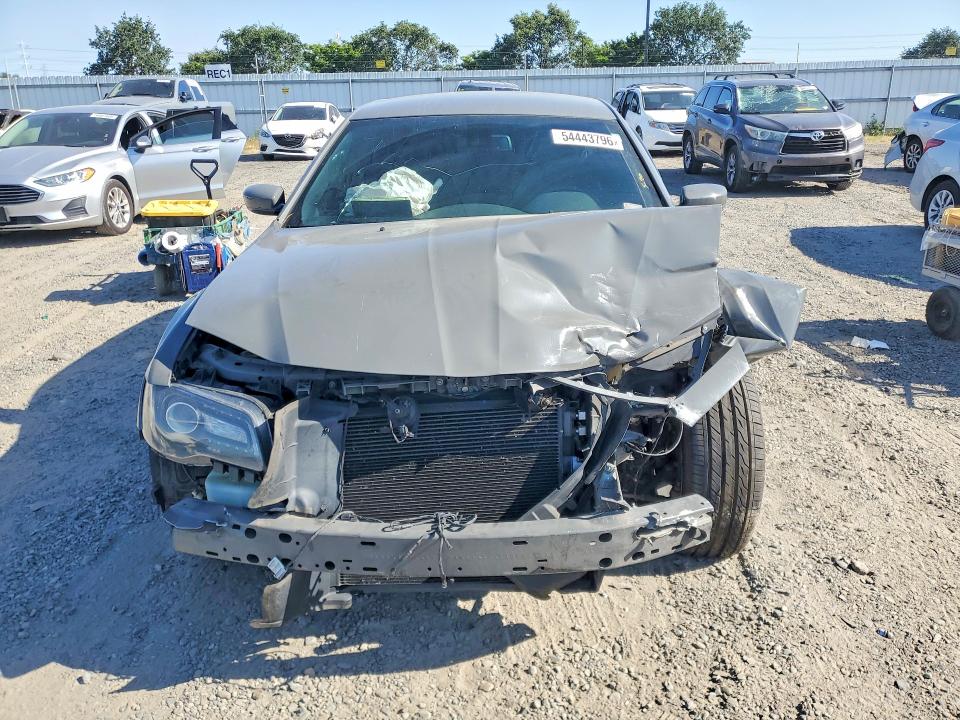 2019 Chrysler 300 VIN 2C3CCABG9KH686062 COPART salvage auction — FRONT END, Ca - Salvage Certificate, sold $1,200 on 2026-07-09 (photo 5)