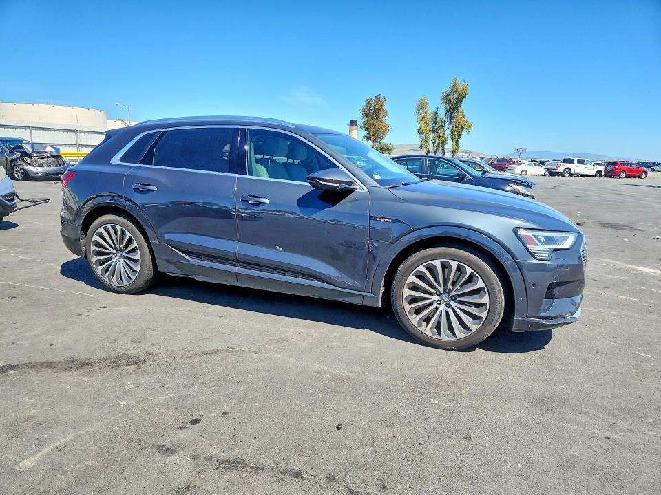 2019 Audi E-tron VIN WA1VAAGE9KB011333 COPART salvage auction — REAR END, Ca - Salvage Certificate, sold $1,900 on 2026-07-29 (photo 4)