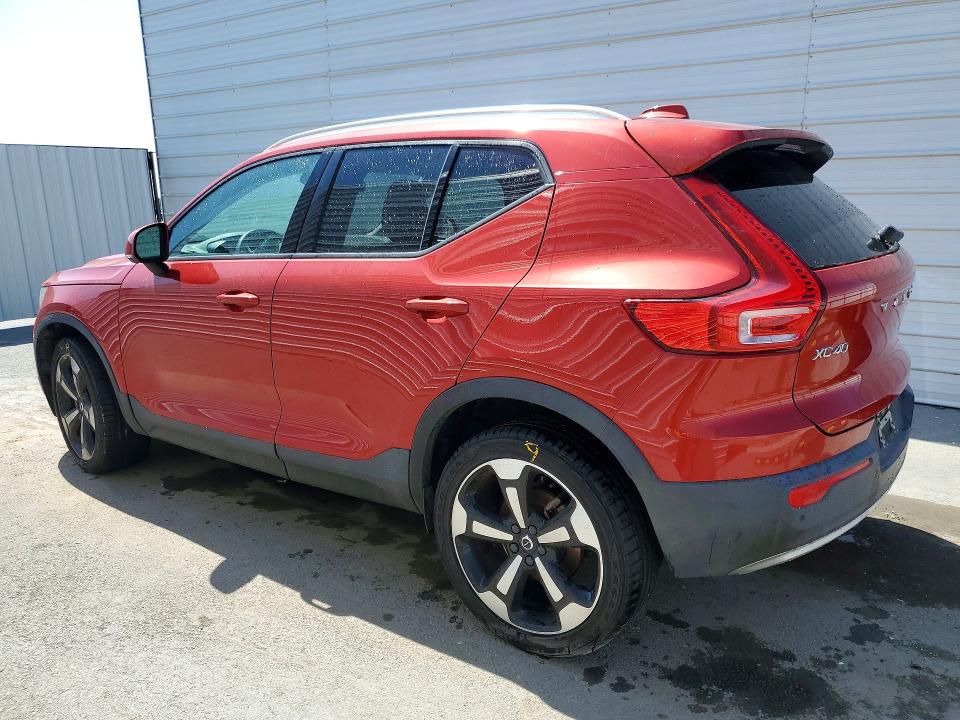 2020 Volvo Xc40 VIN YV4AC2HKXL2233970 COPART salvage auction — MINOR DENT/SCRATCHES, Ca - Certificate Of Title, sold $4,200 on 2026-07-16 (photo 2)
