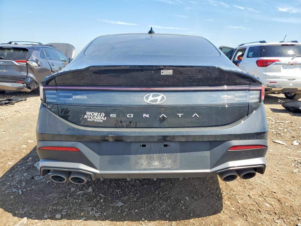 2025 Hyundai Sonata VIN KMHL54JC8SA488573 COPART salvage auction — SIDE, Il - Salvage Certificate, sold $9,900 on 2026-07-31 (photo 6)