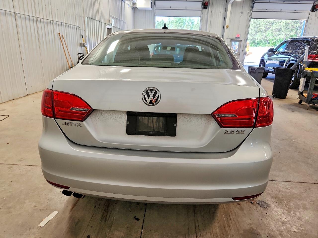 2012 Volkswagen Jetta VIN 3VWDP7AJ8CM301840 COPART salvage auction — Front End, MN - CERT OF TITLE-SALVAGE, sold $525 on 2026-07-09 (photo 6)