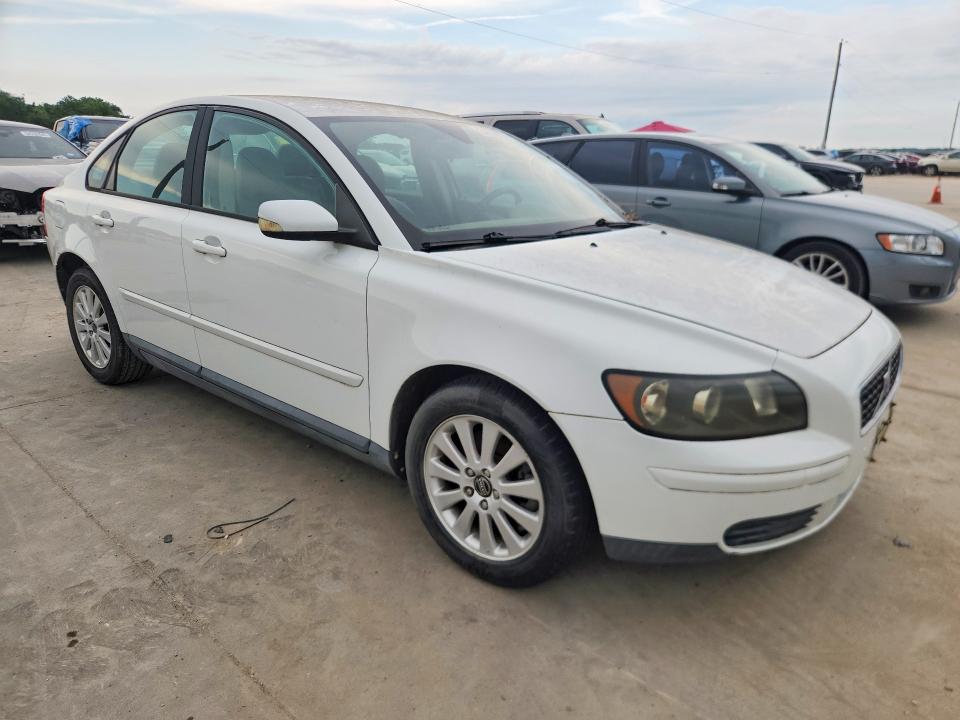 2005 Volvo S40 VIN YV1MS382552081151 COPART salvage auction — FRONT END, FL - CERTIFICATE OF TITLE, sold $275 on 2026-07-09 (photo 4)