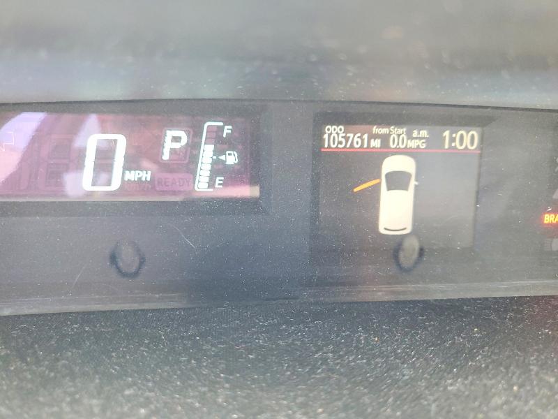 2014 Toyota Prius c VIN JTDKDTB3XE1570143 COPART salvage auction — MINOR DENT/SCRATCHES, HI - CERTIFICATE OF TITLE, sold $90 on 2026-07-27 (photo 9)