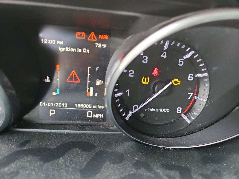 2015 Land rover Range rover sport VIN SALWR2VF8FA519253 COPART salvage auction — MINOR DENT/SCRATCHES, La - Certificate Of Title, sold $750 on 2026-07-29 (photo 9)