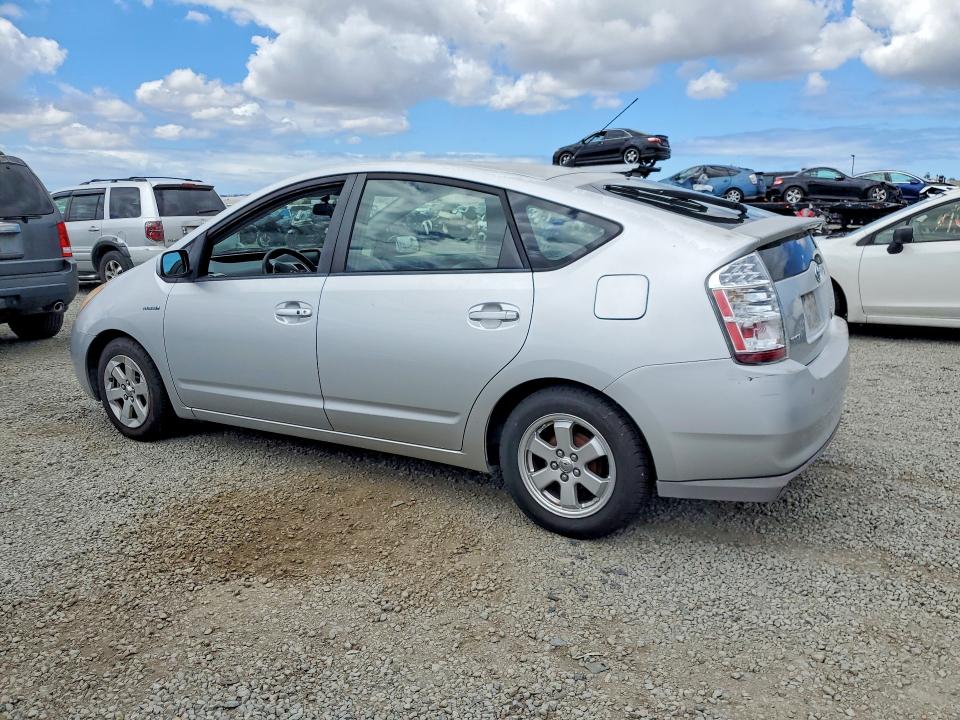2008 Toyota Prius VIN JTDKB20U287789739 COPART salvage auction — FRONT END, CA - DIS/DLR/EXP ONLY CLEAN TITLE, sold $300 on 2026-07-31 (photo 2)
