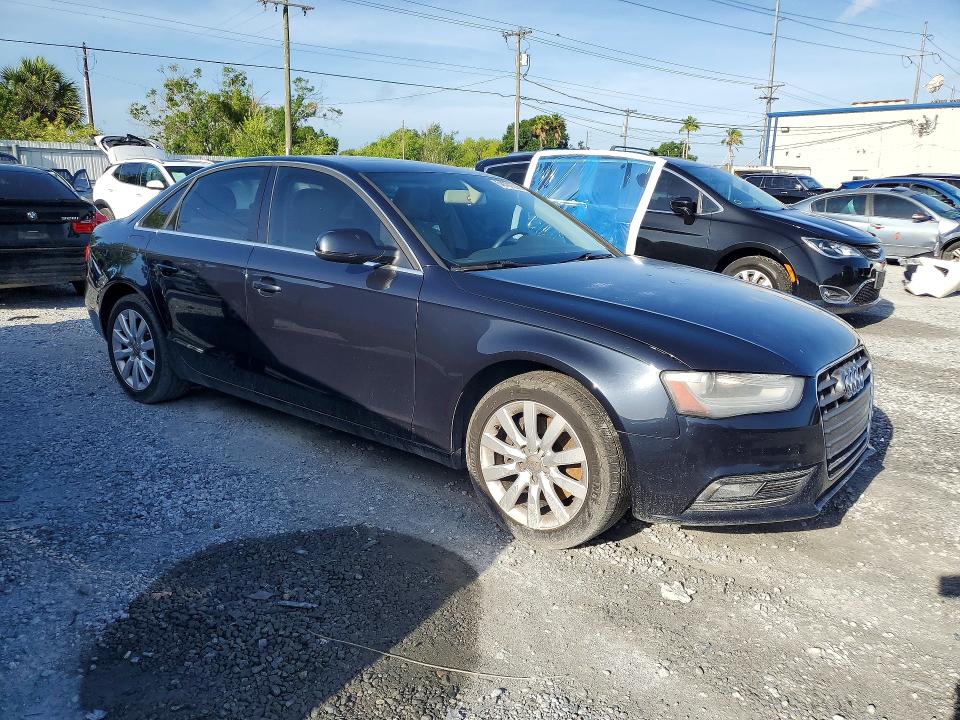 2013 Audi A4 VIN WAUAFAFL2DN025482 COPART salvage auction — REAR END, Mt - Certificate Of Title, sold $450 on 2026-07-31 (photo 4)