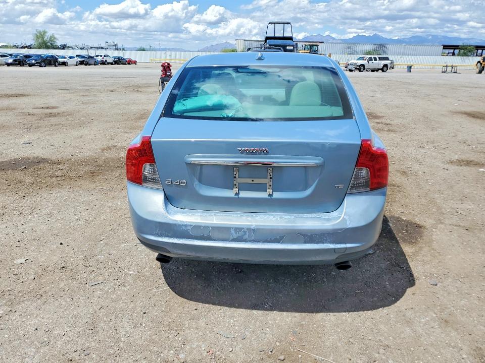 2008 Volvo S40 VIN YV1MS672682367114 COPART salvage auction — MECHANICAL, Az - Cert Of Title - Salvage, sold $250 on 2026-07-06 (photo 6)
