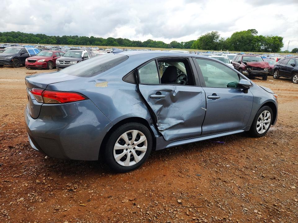 2022 Toyota Corolla VIN 5YFEPMAEXNP390301 COPART salvage auction — SIDE, Salvage Title, sold $125 on 2026-07-29 (photo 3)