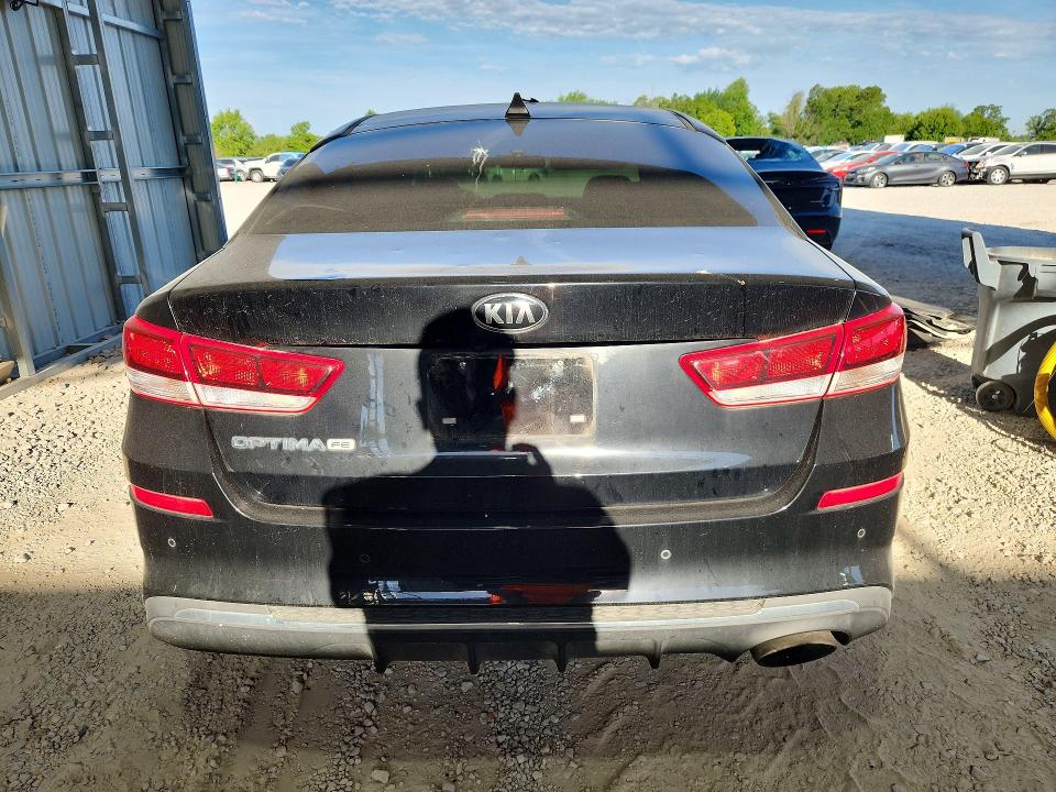 2019 Kia Optima VIN 5XXGT4L30KG310377 COPART salvage auction — HAIL, Salvage Title, sold $70 on 2026-07-28 (photo 6)