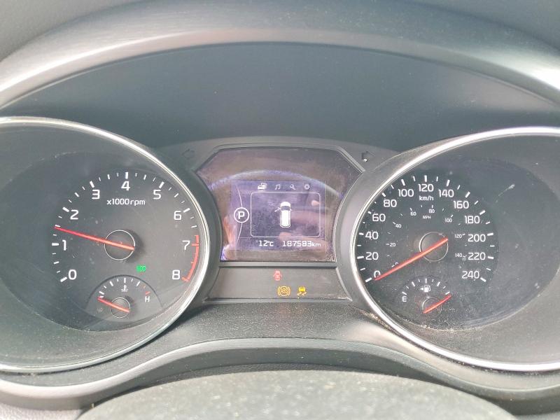 2016 Kia SEDONA VIN KNDMB5C17G6235287 COPART salvage auction — FRONT END, NS - SALVAGE TITLE, sold $1,350 on 2026-07-02 (photo 9)