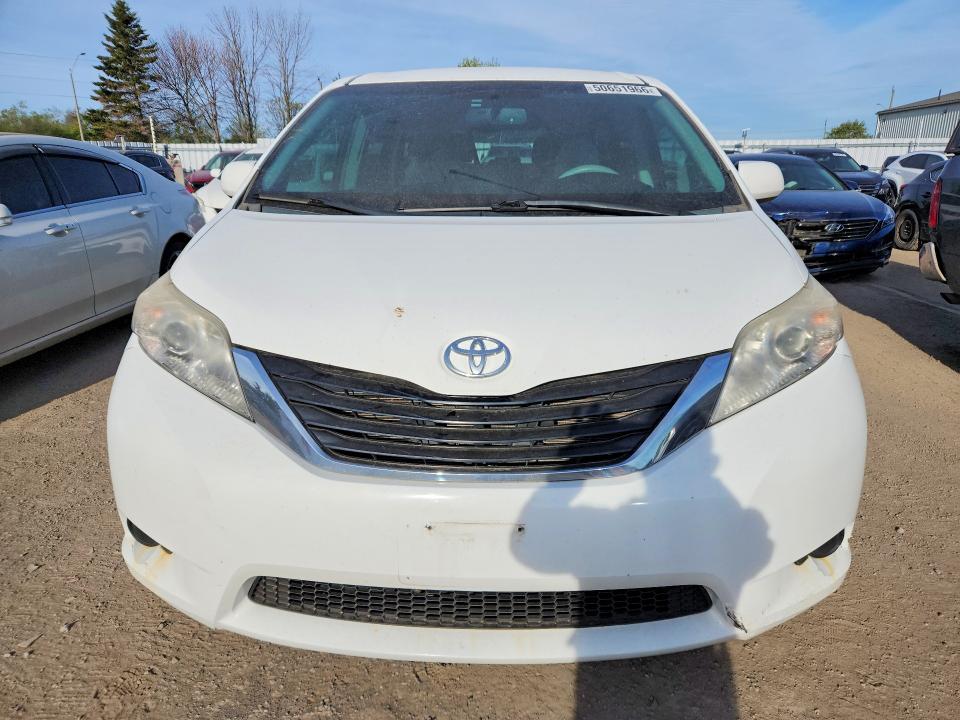 2011 Toyota Sienna VIN 5TDKK3DC3BS054708 COPART salvage auction — SIDE, On - Permit No Brand - Unfit, sold $4,000 on 2026-07-07 (photo 5)