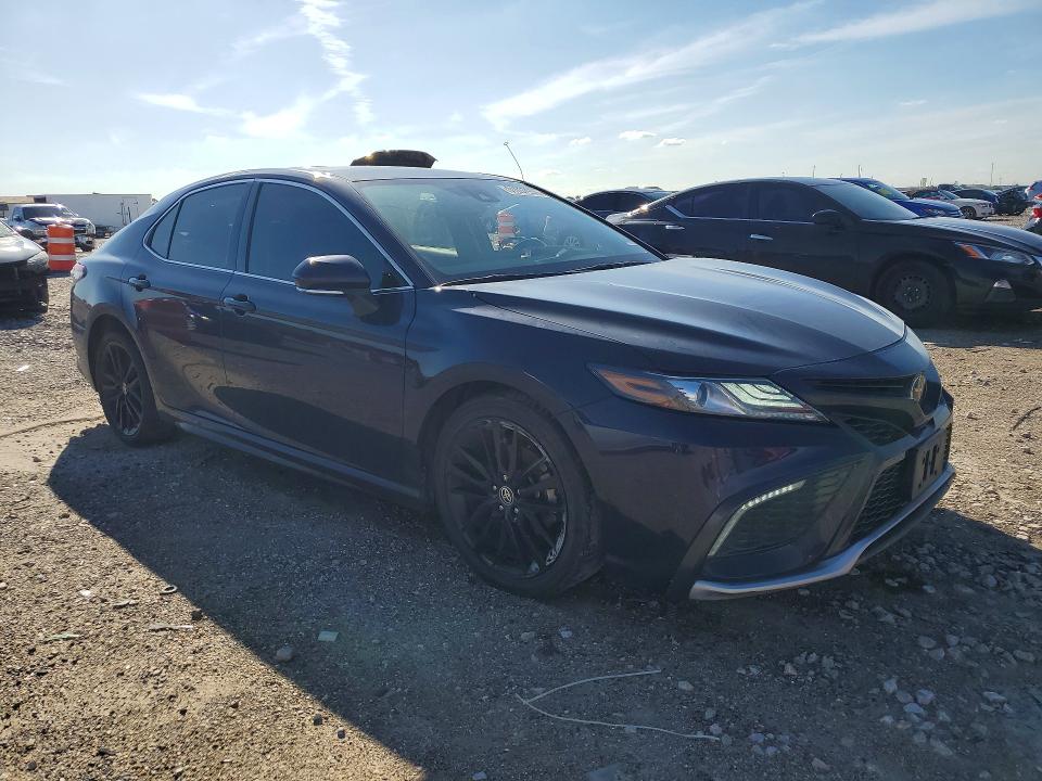 2022 Toyota Camry VIN 4T1K61AK9NU710944 COPART salvage auction — UNDERCARRIAGE, Tx - Salvage Vehicle Title, sold $7,900 on 2026-07-02 (photo 4)