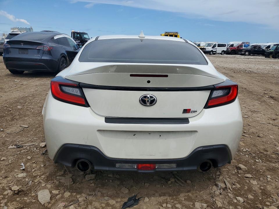 2024 Toyota Gr 86 VIN JF1ZNBE1XR9760263 COPART salvage auction — FRONT END, Il - Salvage Certificate, sold $8,900 on 2026-07-29 (photo 6)