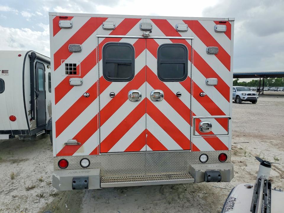 2018 Ram 3500 VIN 3C7WRSBJ7JG188453 COPART salvage auction — MINOR DENT/SCRATCHES, Tx - Certificate Of Title, sold $13,900 on 2026-07-10 (photo 6)