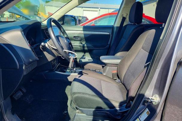 2017 Mitsubishi Outlander VIN JA4AZ3A38HZ045614 COPART salvage auction — REAR END, Il - Salvage Certificate, sold $2,150 on 2026-07-27 (photo 7)