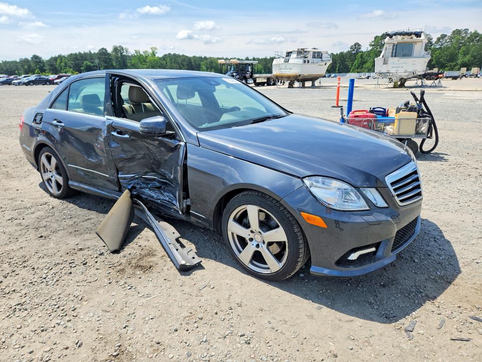 2010 Mercedes-benz E-klasse VIN WDDHF5GB7AA078797 COPART salvage auction — SIDE, NC - SALVAGE CERTIFICATE OF TITLE, sold $2,000 on 2026-07-27 (photo 4)