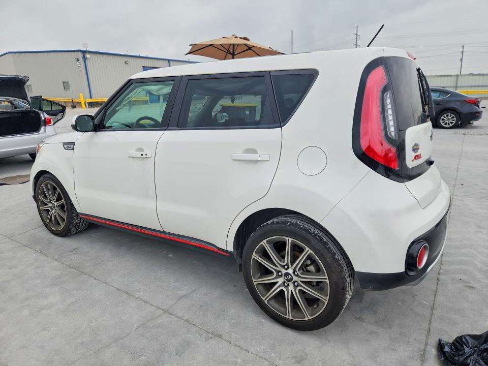 2019 Kia VIN KNDJX3AA3K7671276 COPART salvage auction — SIDE, Tx - Salvage Vehicle Title, sold $3,700 on 2026-07-10 (photo 2)