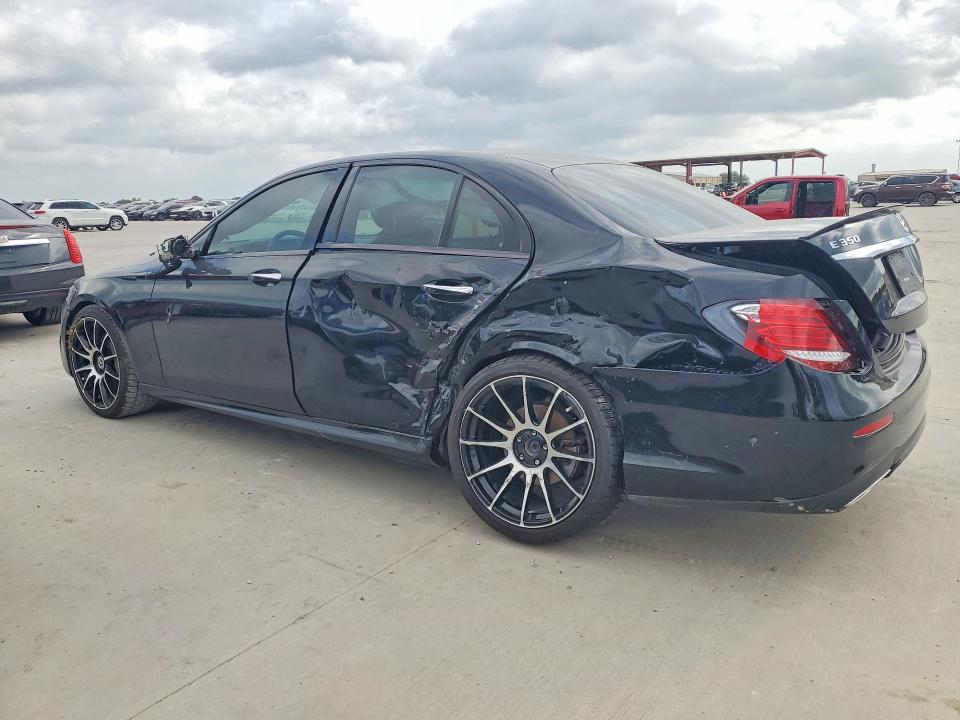 2020 Mercedes-benz E-klasse VIN WDDZF8DB7LA712476 COPART salvage auction — REAR END, Tx - Salvage Vehicle Title, sold $11,200 on 2026-07-20 (photo 2)