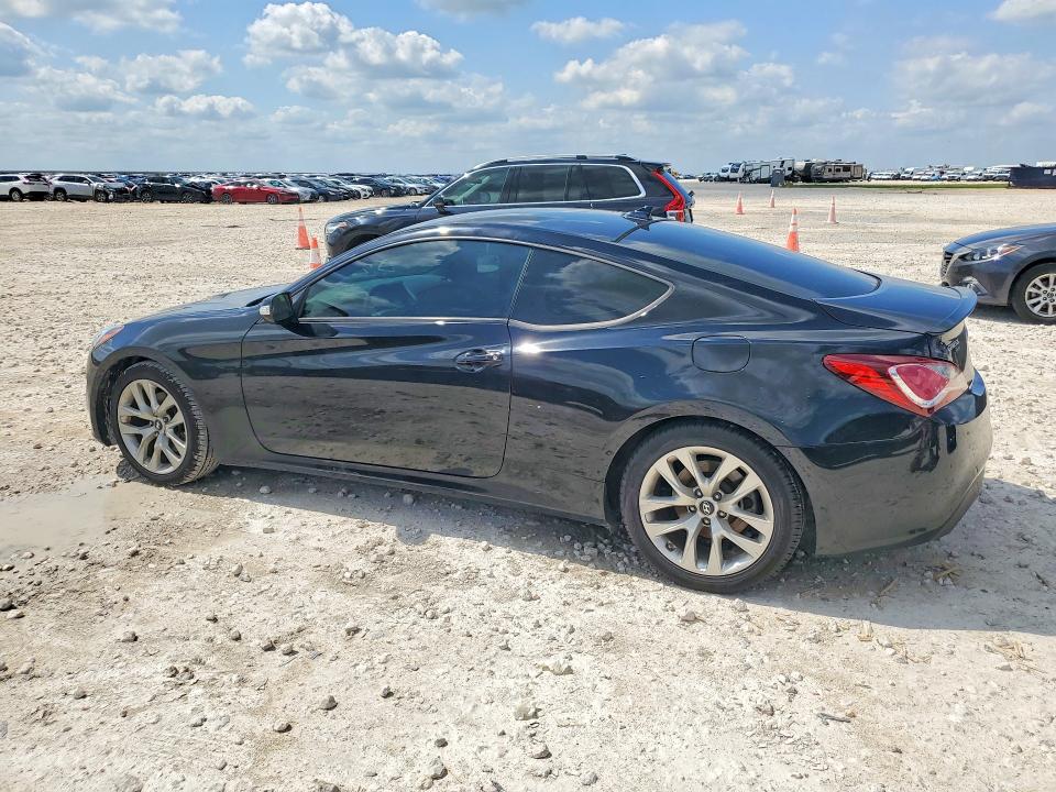 2015 Hyundai Genesis VIN KMHHT6KJ1FU127923 COPART salvage auction — SIDE, Tx - Salvage Vehicle Title, sold $3,000 on 2026-07-16 (photo 2)