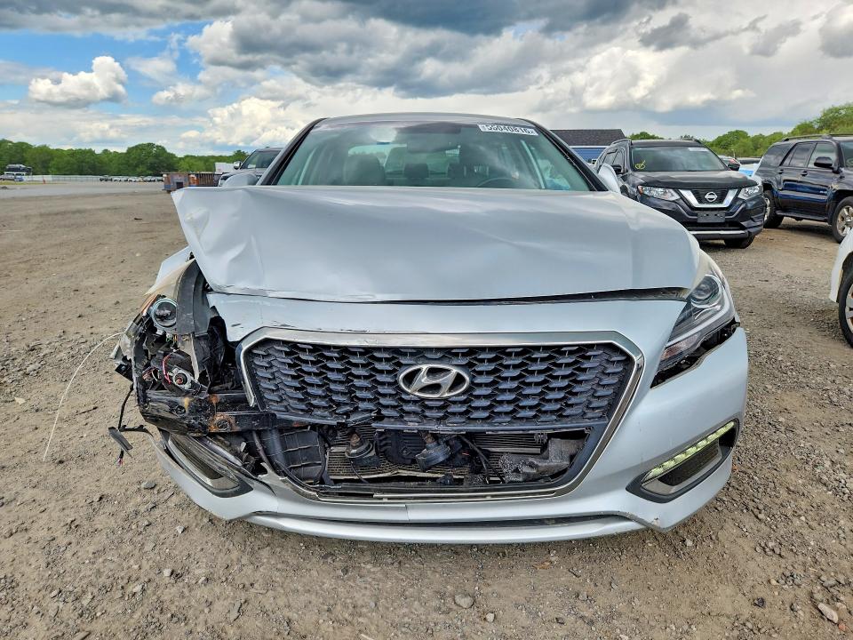 2017 Hyundai Sonata VIN KMHE34L15HA054596 COPART salvage auction — FRONT END, MA - CERT OF TITLE-SALVAGE, sold $1,750 on 2026-07-08 (photo 5)