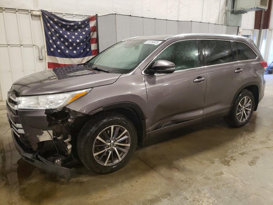 2017 Toyota Highlander VIN 5TDJZRFH7HS472684 COPART salvage auction — FRONT END, MN - CERT OF TITLE-SALVAGE, sold $7,700 on 2026-07-06 (photo 1)
