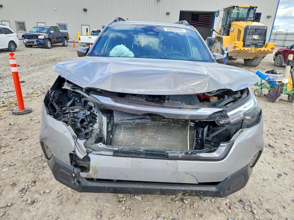 2025 Subaru Forester VIN JF2SLDBC3SH503588 COPART salvage auction — FRONT END, WI - CERT OF TITLE-SALVAGE VEHICLE, sold $9,100 on 2026-09-14 (photo 5)