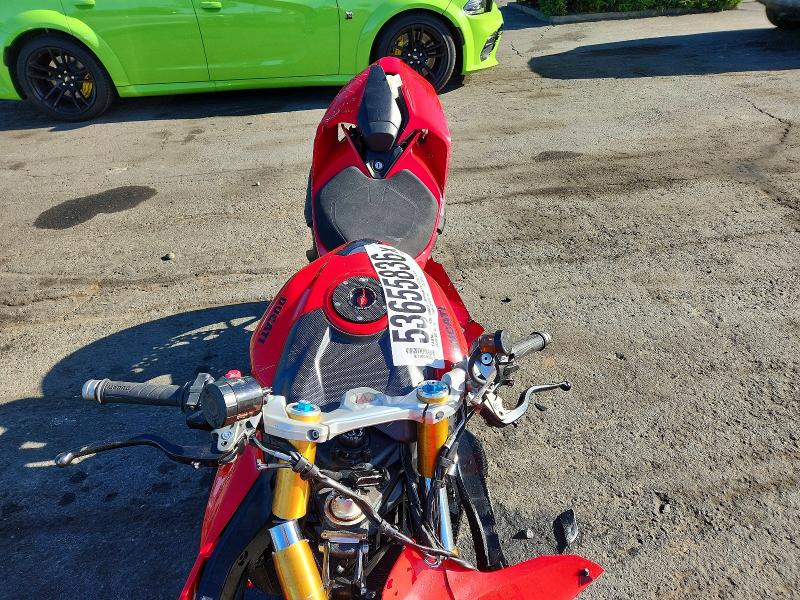 2025 Ducati Panigale VIN ZDMHAU8T9SB001276 COPART salvage auction — ALL OVER, CA - SALVAGE CERTIFICATE, sold $1,400 on 2026-07-30 (photo 5)