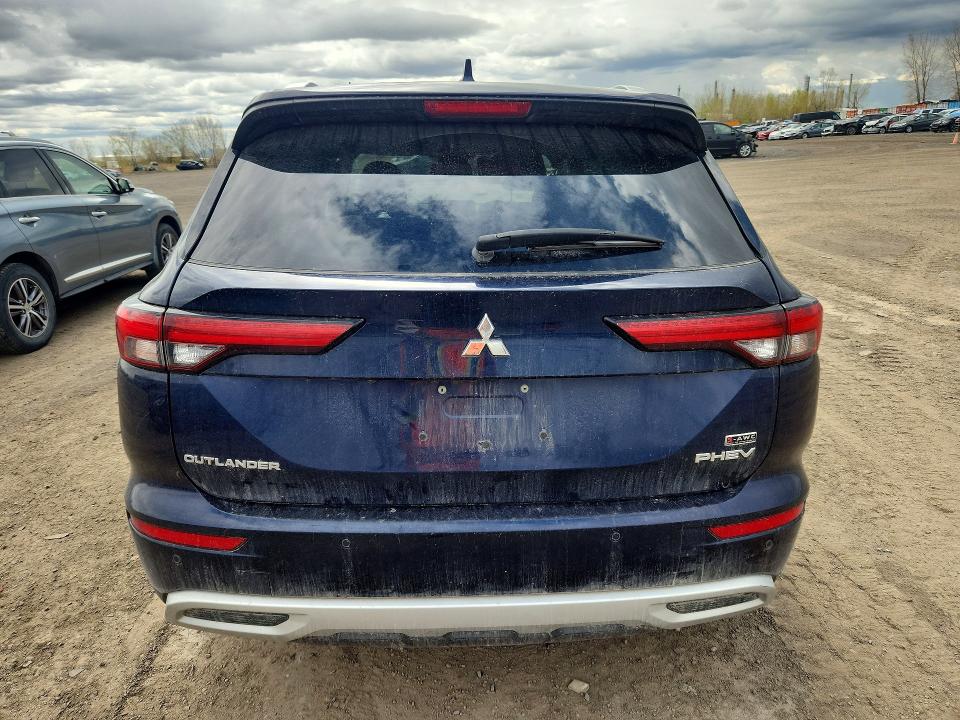 2023 Mitsubishi Outlander VIN JA4T5UA92PZ607228 COPART salvage auction — FRONT END, QC - GRAVEMENT ACCIDENTE, sold $10,900 on 2026-09-08 (photo 6)