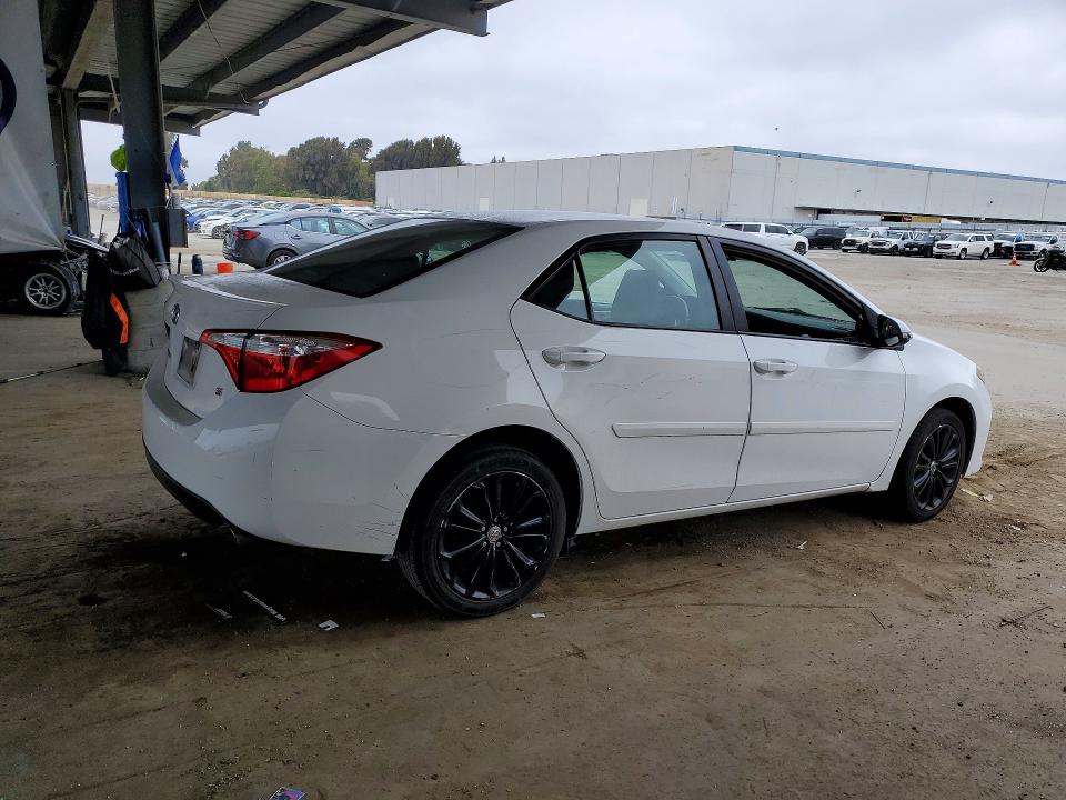 2016 Toyota Corolla VIN 5YFBURHE2GP414205 COPART salvage auction — VANDALISM, CA - SALVAGE CERTIFICATE, sold $300 on 2026-07-28 (photo 3)
