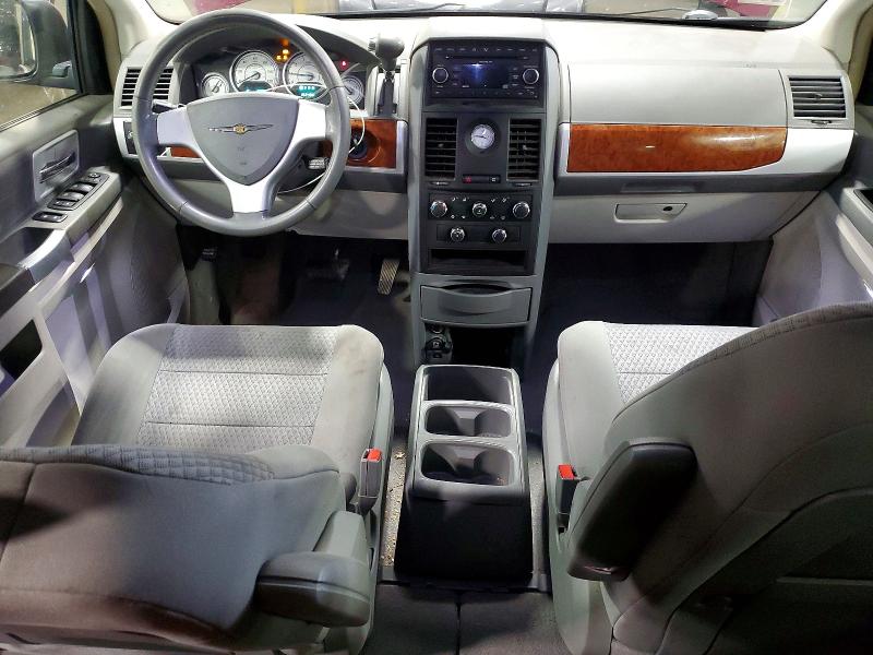 2008 Chrysler Town & country VIN 2A8HR54P88R679300 COPART salvage auction — FRONT END, MN - CERT OF TITLE-PRIOR SALVAGE, sold $625 on 2026-07-15 (photo 8)